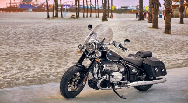 BMW R18 Classic launched in India...