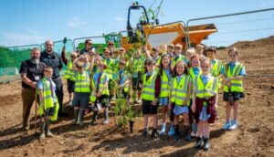 Goodwood’s Rolls-Royce Site Welcomes New Tree...