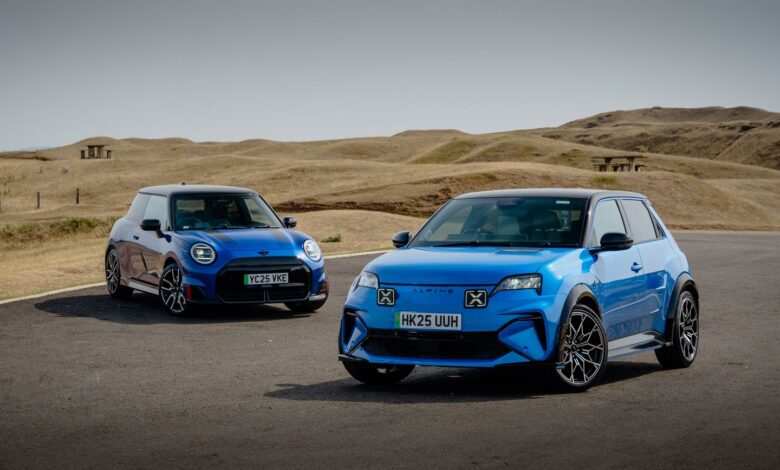 2025 Alpine A290 GTS v Mini JCW Electric